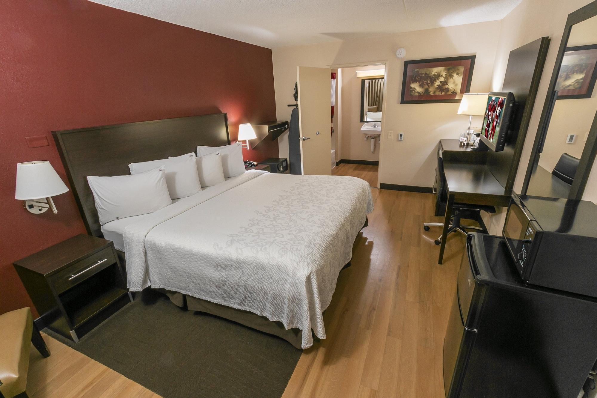 Red Roof Inn Plus+ St. Louis - Forest Park / Hampton Ave. Exterior foto