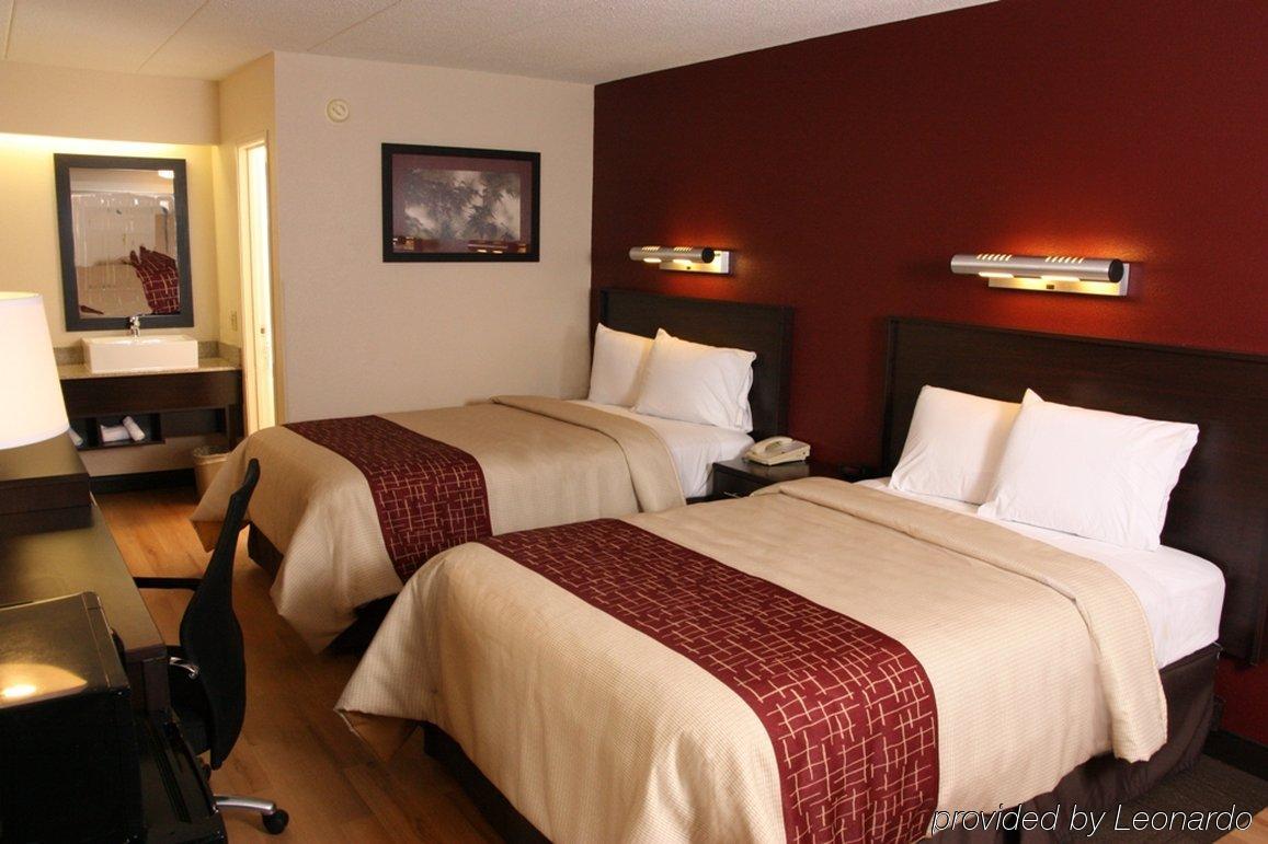 Red Roof Inn Plus+ St. Louis - Forest Park / Hampton Ave. Habitación foto